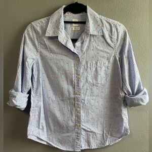 Gap fitted boyfriend striped embroidered button down shirt. Size XS Petite.